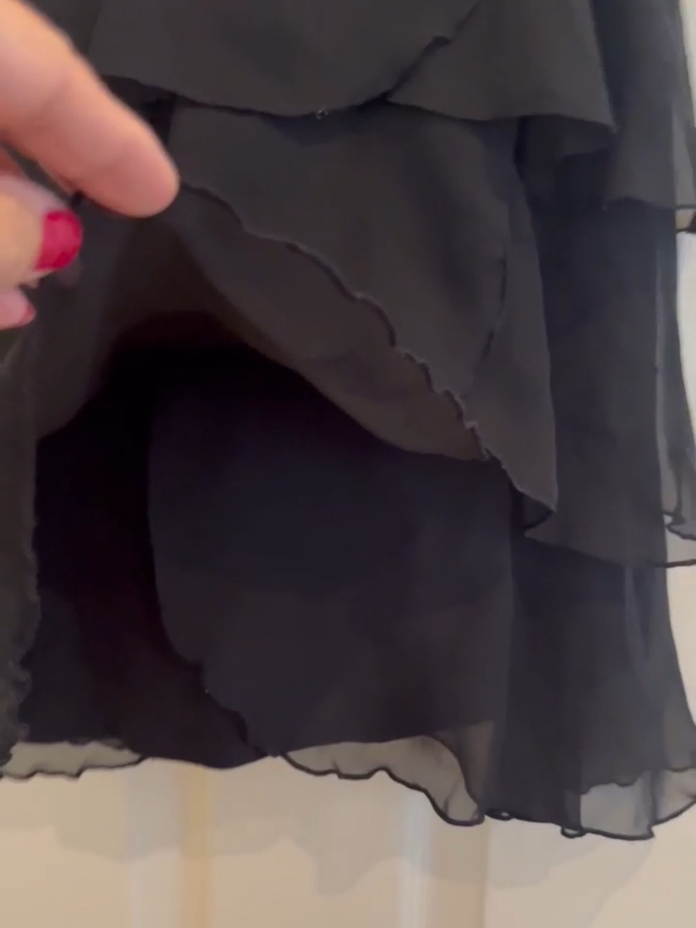 H&M Black Layered Ruffle Tank Top - Picture 2 of 7